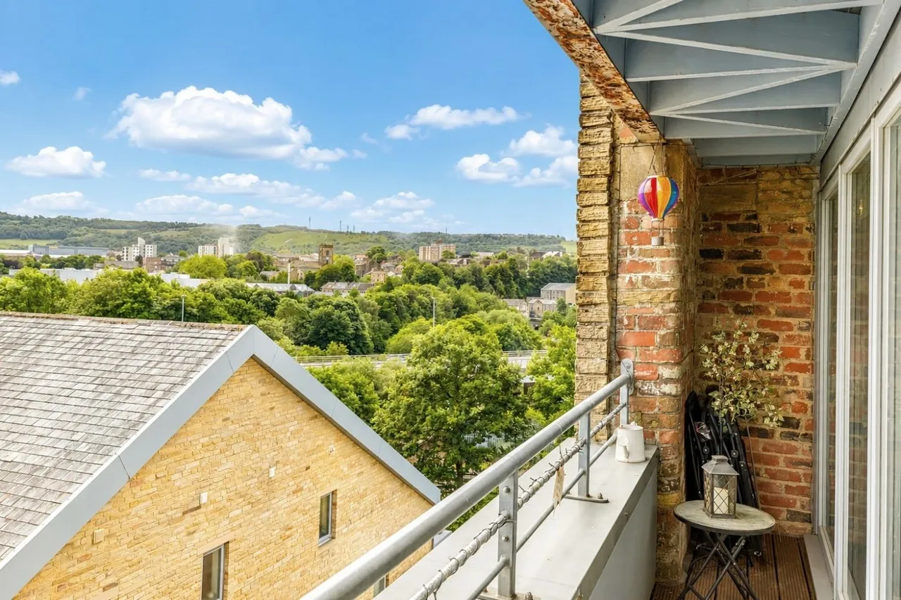Park Road, Elland, HX5, photo 6