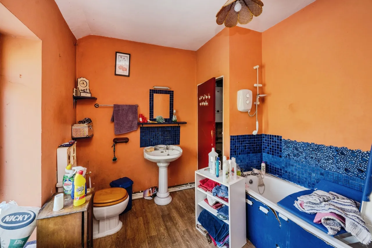 Prospect Place, Ystalyfera, photo 9
