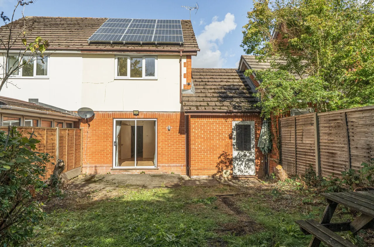 Davy Close, Wokingham, RG40, photo 15