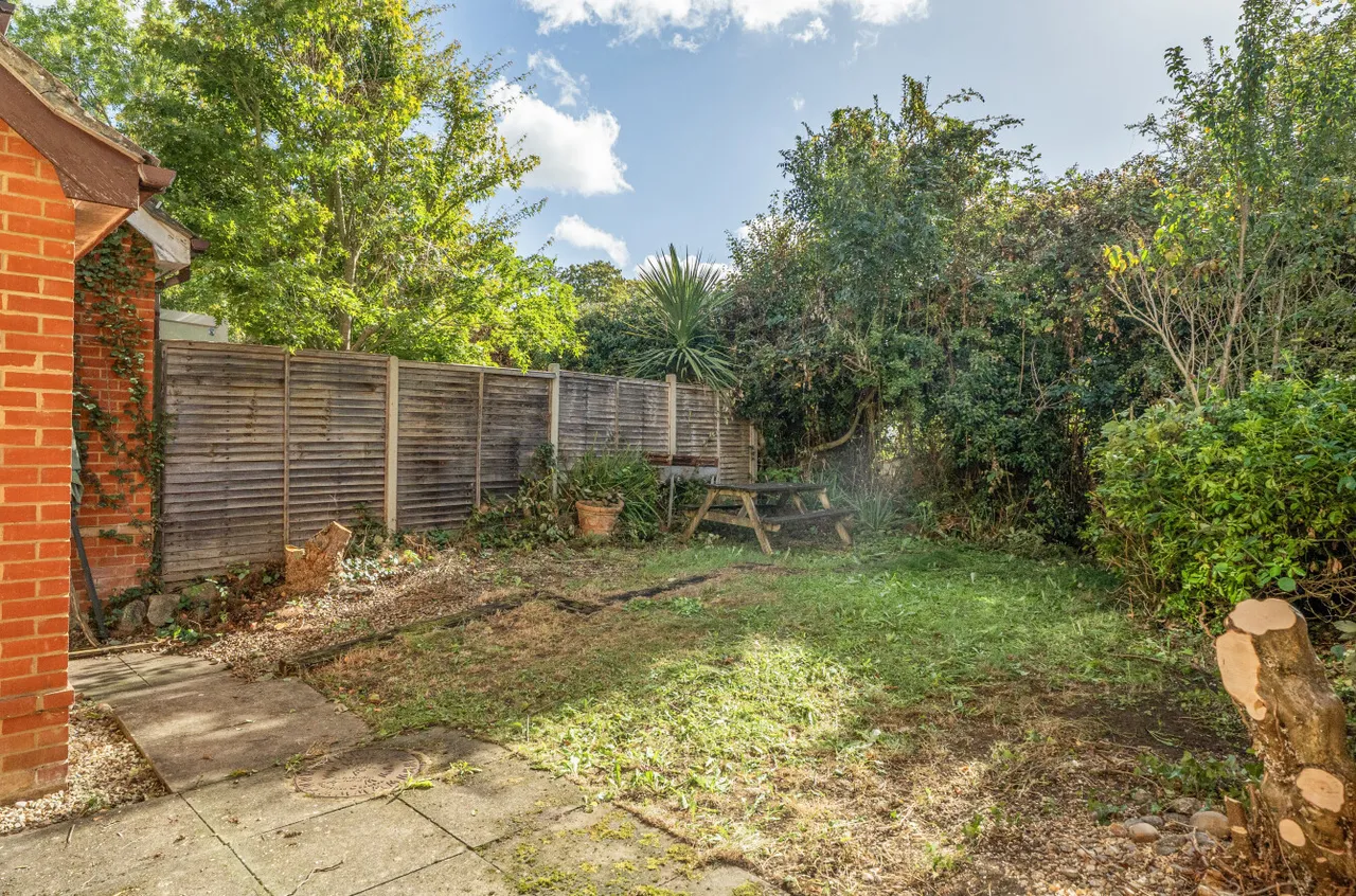 Davy Close, Wokingham, RG40, photo 16