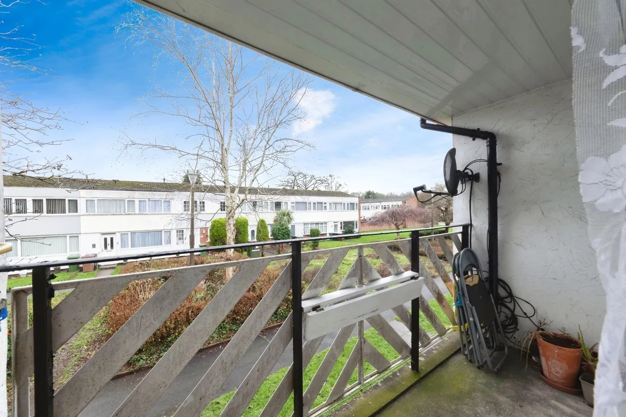 Gosford Walk, Solihull, West Midlands, B92, photo 2