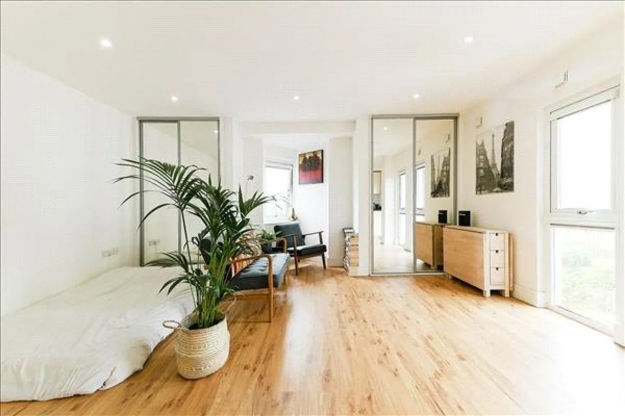 Ibex House, Wimbledon Park, photo 3