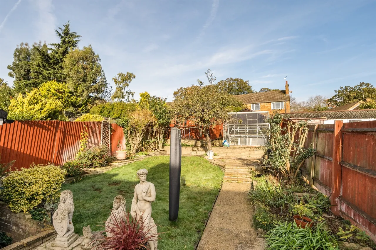 Tempest Avenue, Potters Bar, photo 4