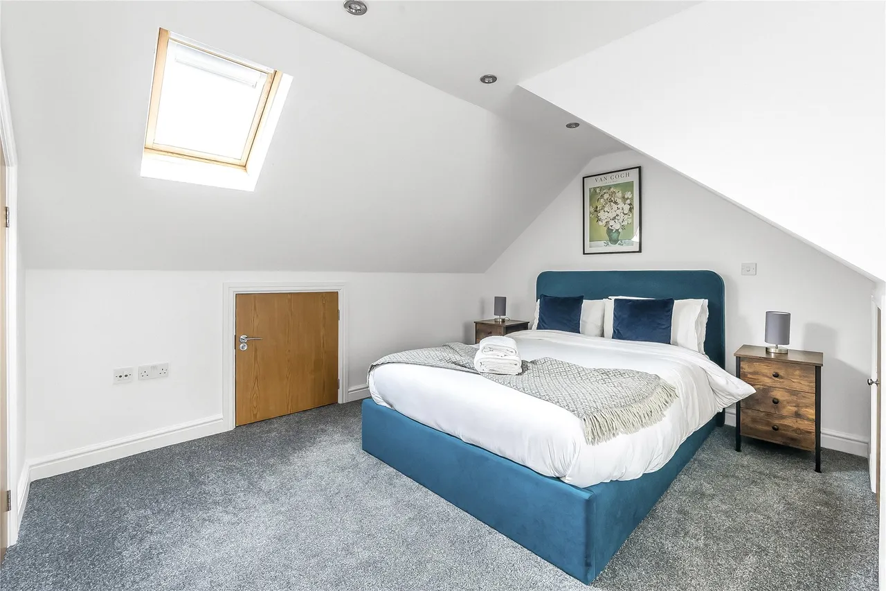 Manor Road, Guildford, GU2, photo 13