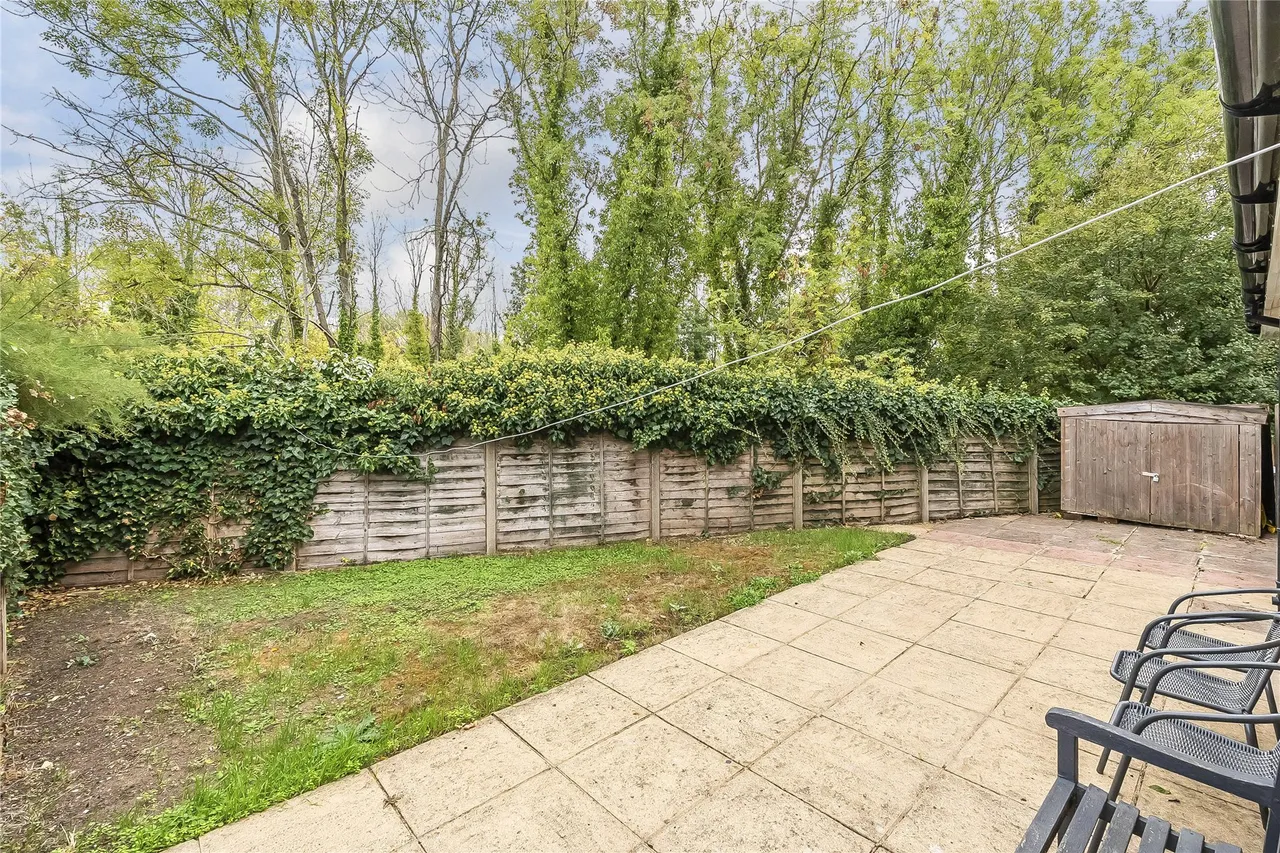 Manor Road, Guildford, GU2, photo 22