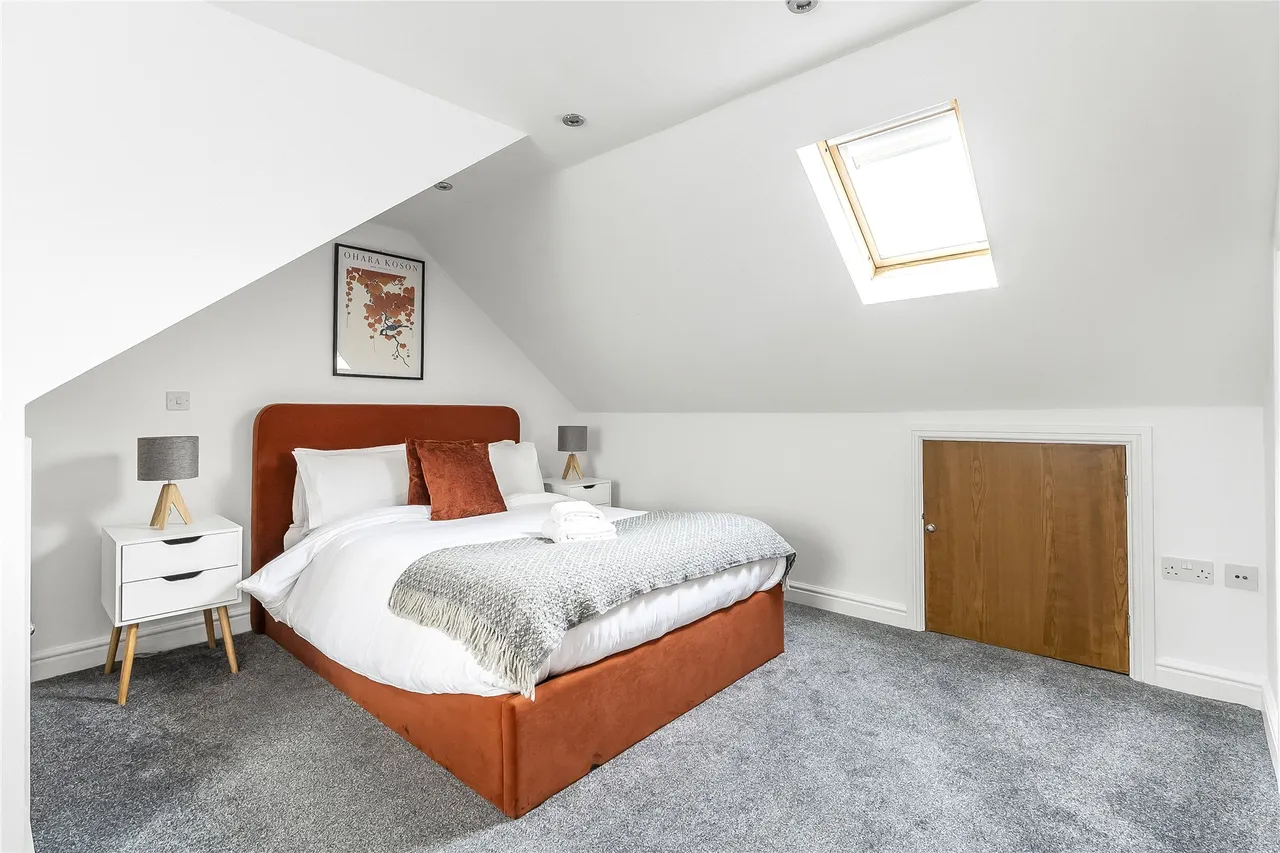 Manor Road, Guildford, GU2, photo 9