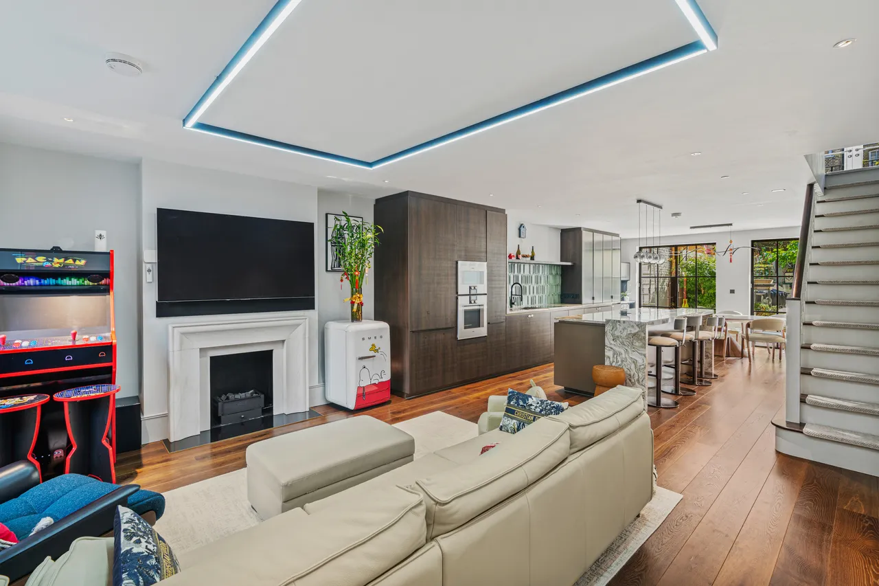 Hereford Road, Bayswater, London, photo 5