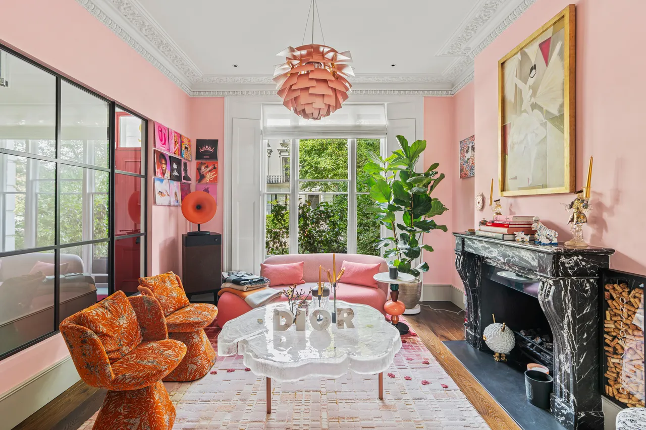 Hereford Road, Bayswater, London, photo 2
