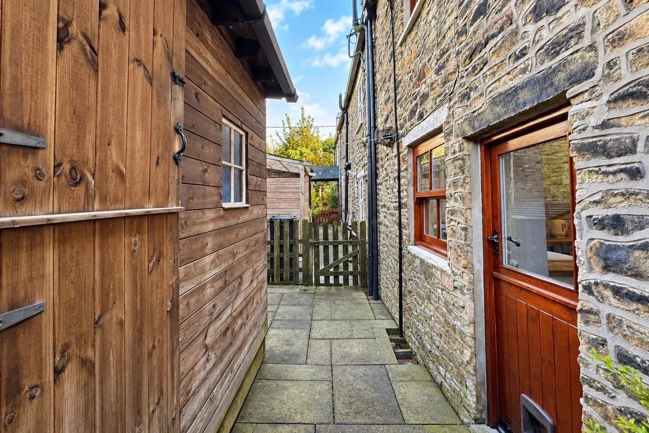 Clough Lane, High Peak, photo 27
