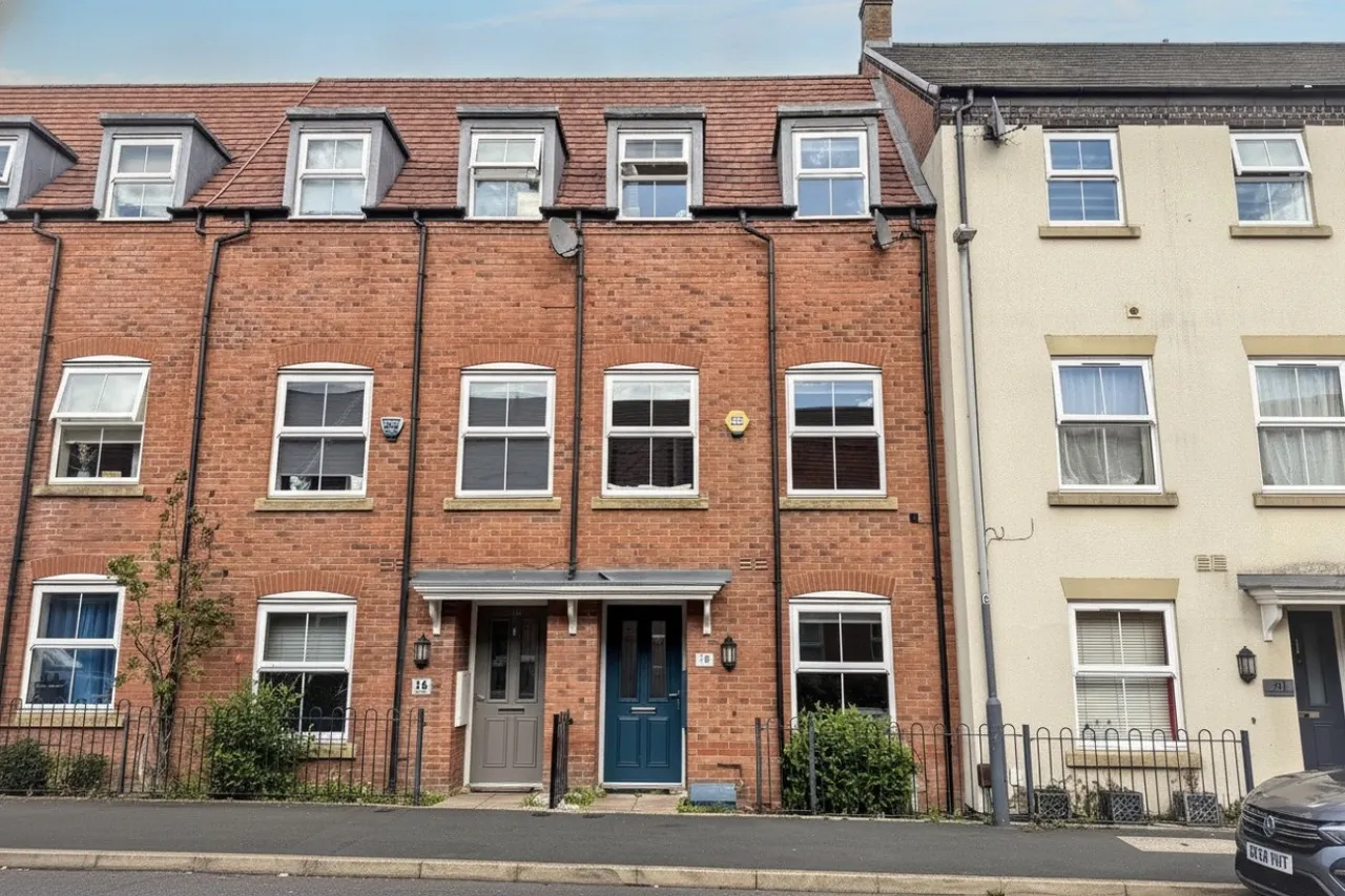 3 bed house for sale, Copper Beech Road, Nuneaton, CV10