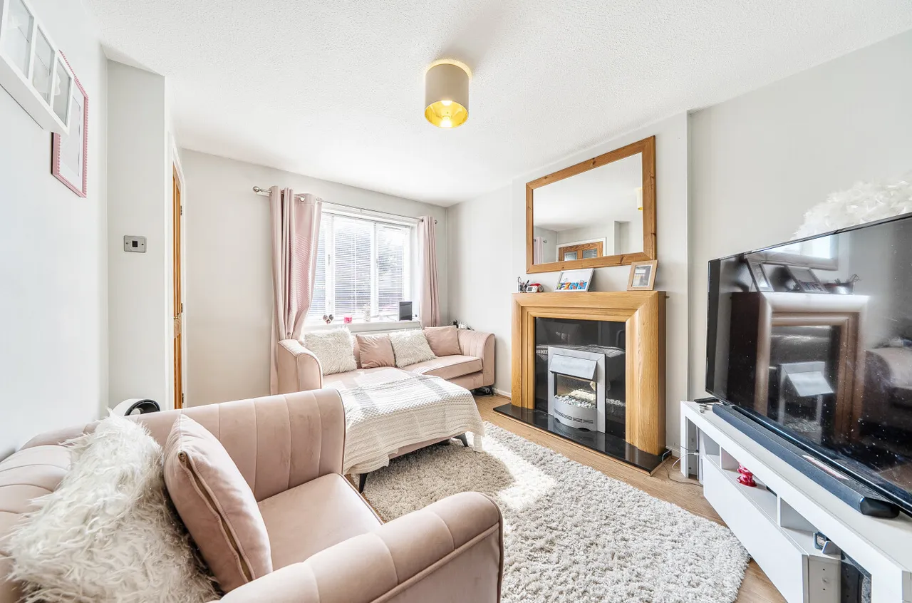 Kent Road, Pudsey, LS28, photo 4
