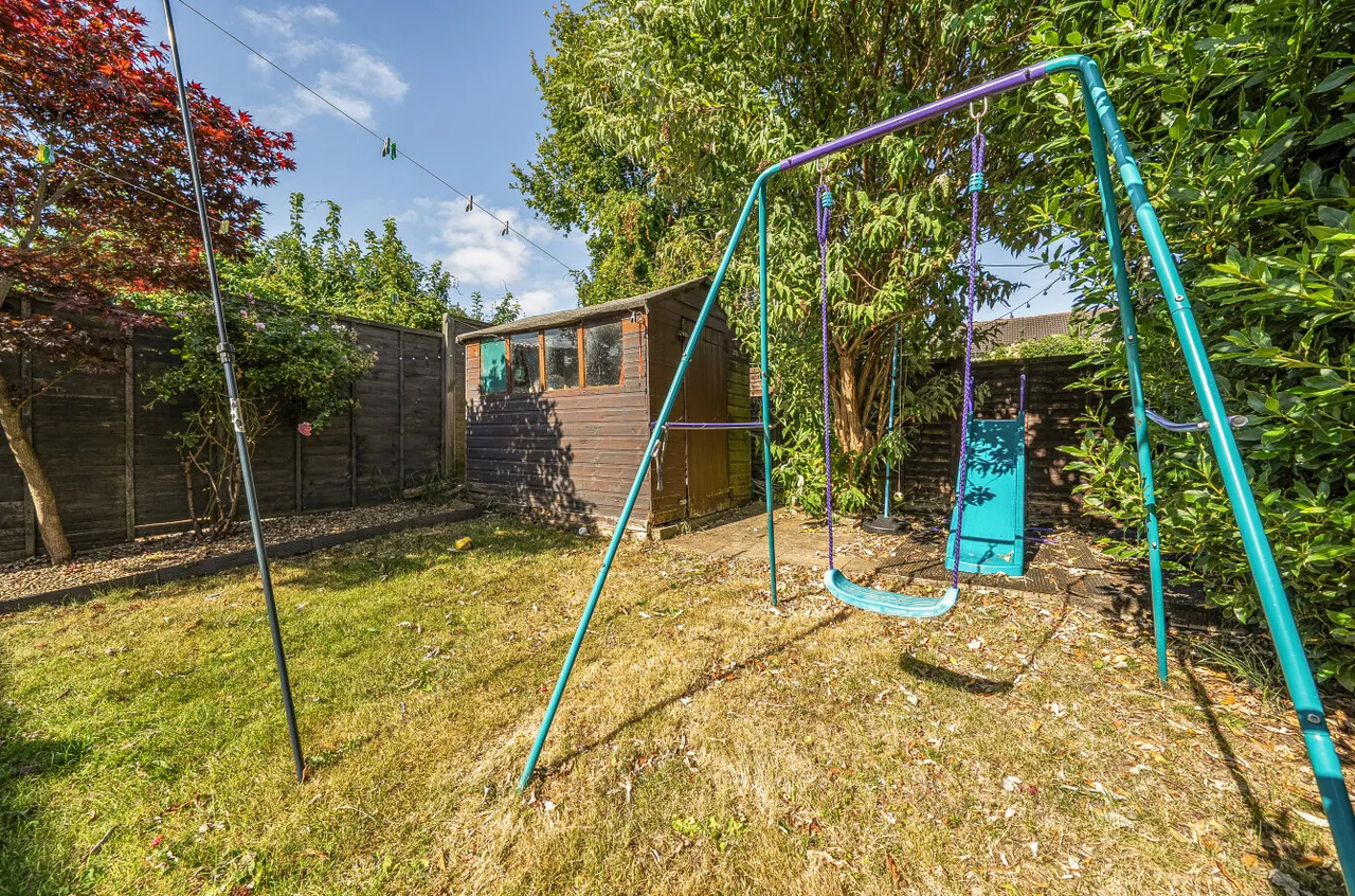 Kent Road, Pudsey, LS28, photo 19