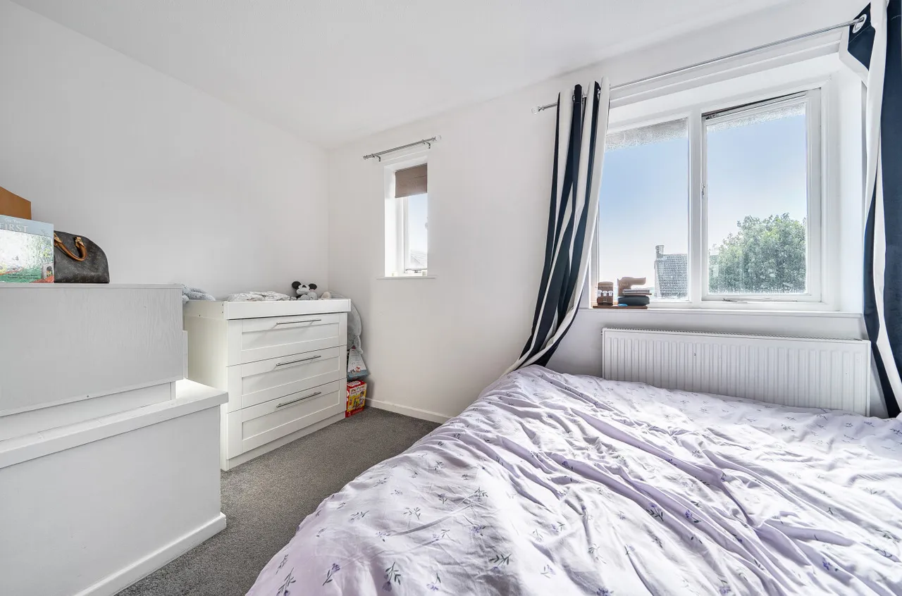 Kent Road, Pudsey, LS28, photo 12