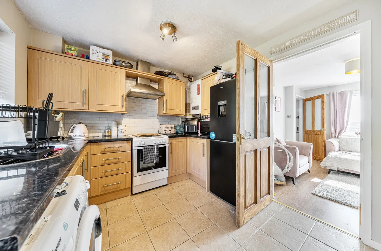 Kent Road, Pudsey, LS28, photo 5