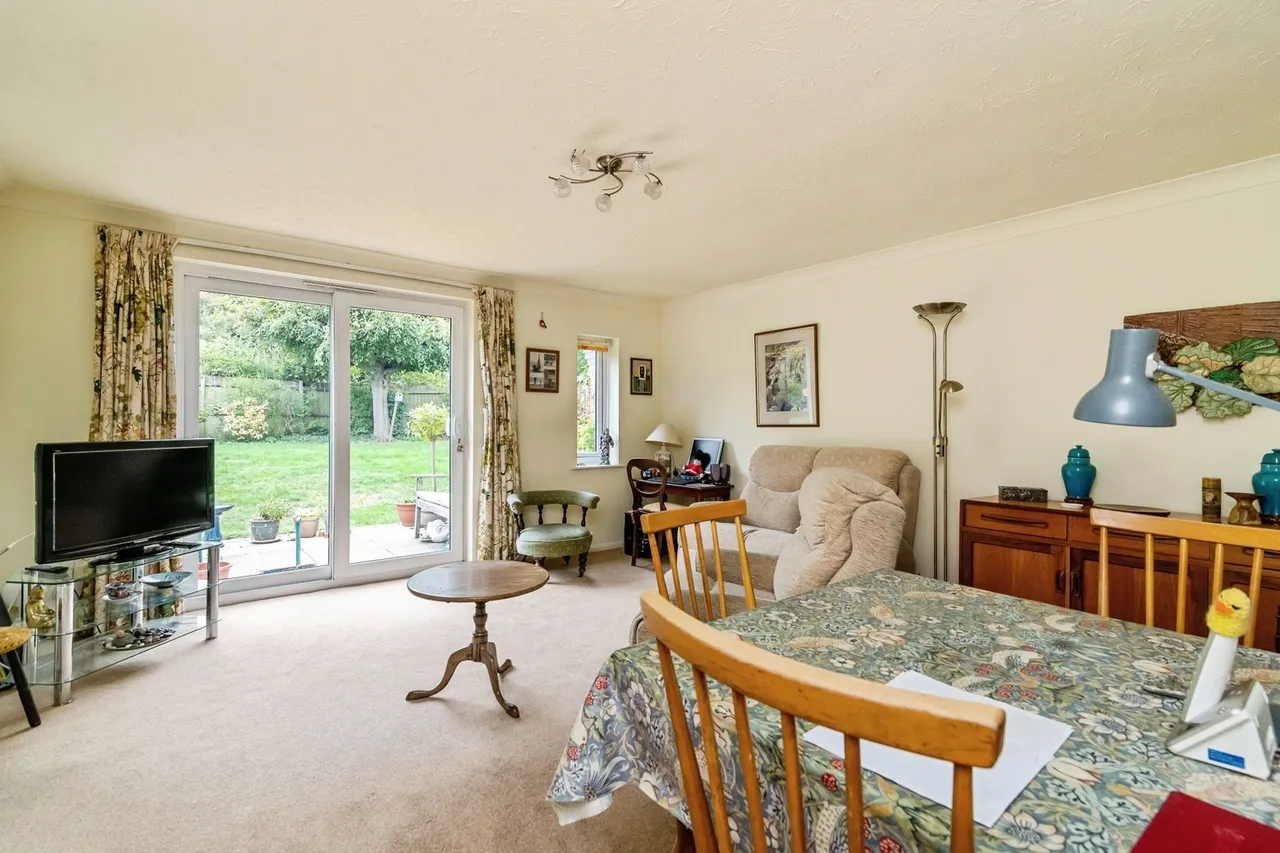 Kingfishers Court, West Bridgford, NG2, photo 8