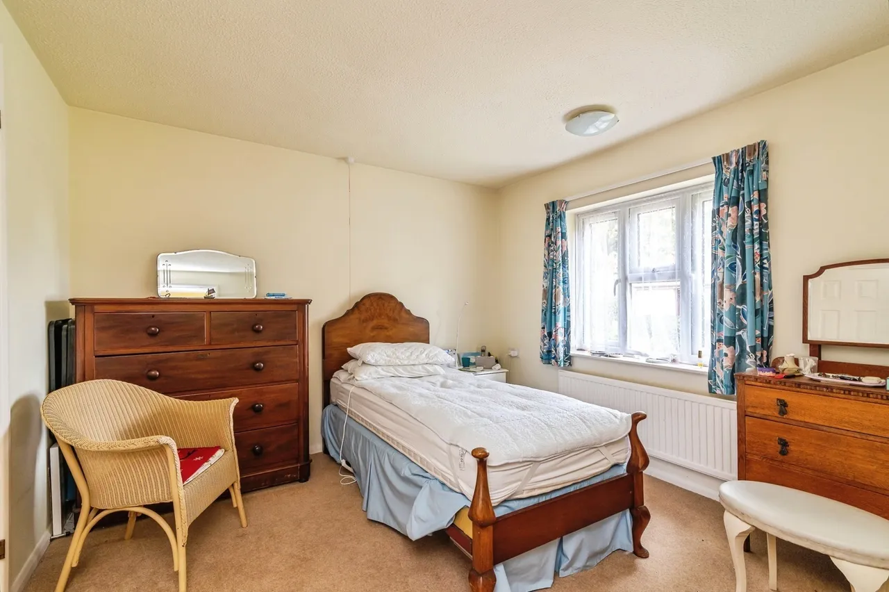 Kingfishers Court, West Bridgford, NG2, photo 13