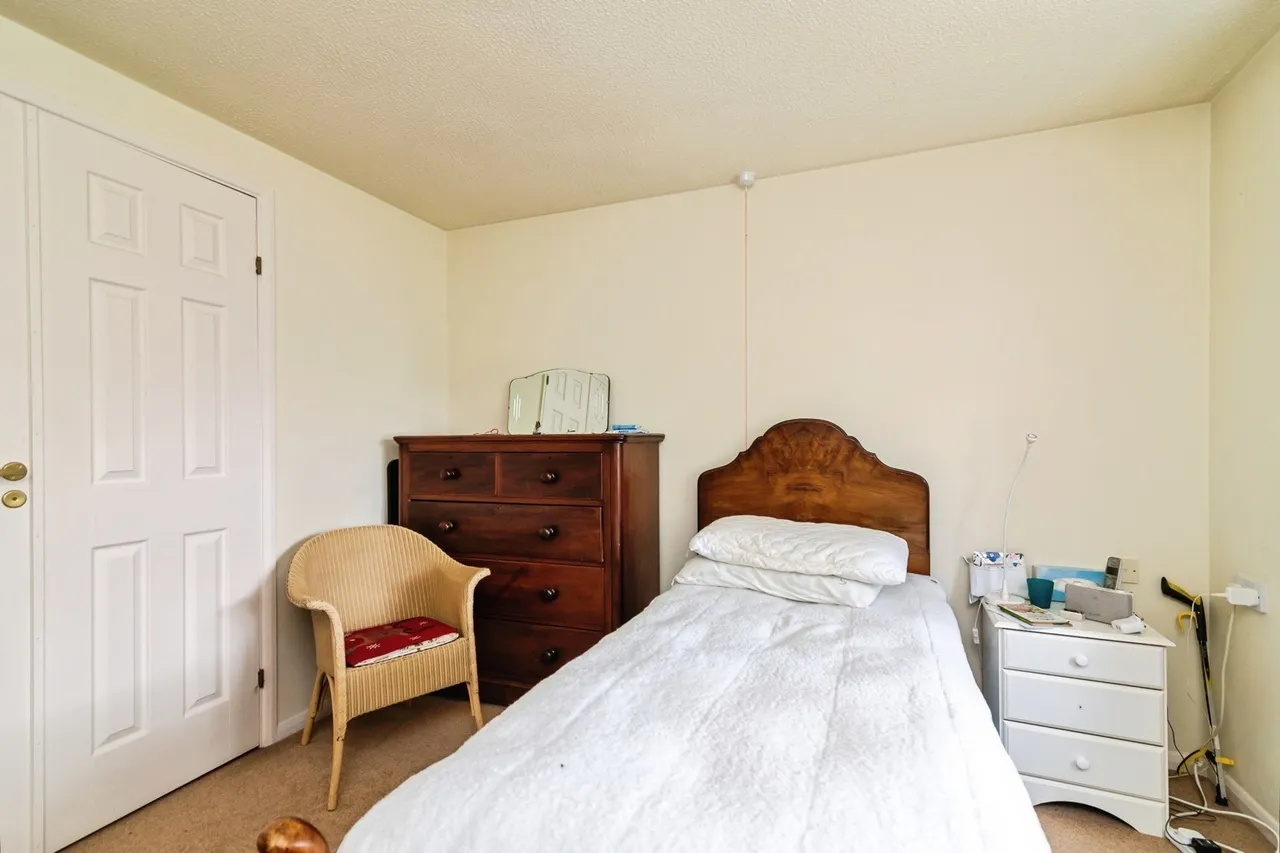 Kingfishers Court, West Bridgford, NG2, photo 23