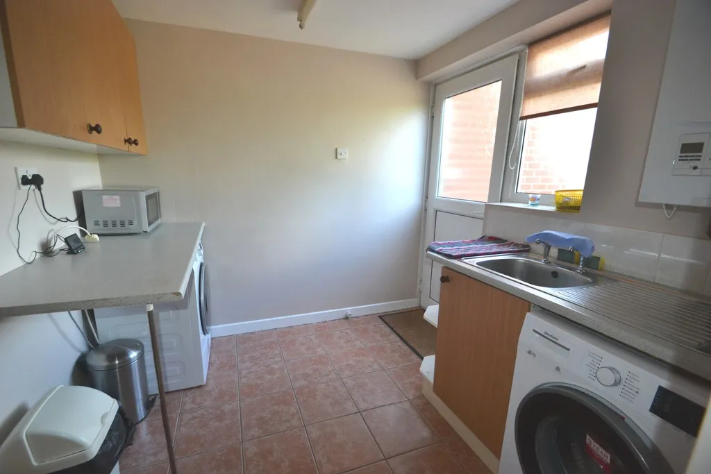 Nelson Way, Muxton, photo 5