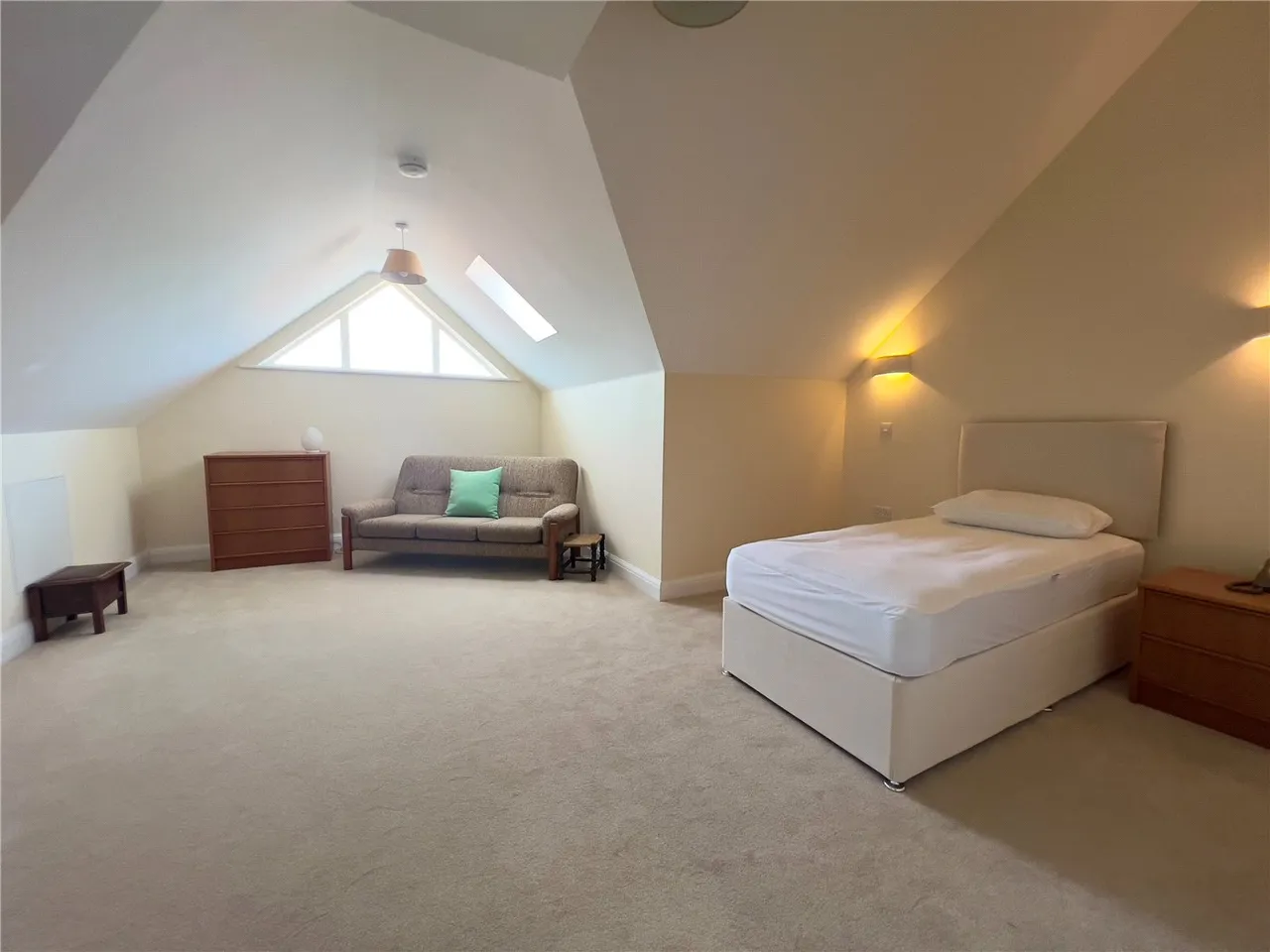 Duttons Road, Romsey, Hampshire, SO51, photo 6