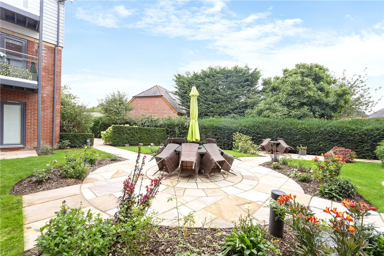 Duttons Road, Romsey, Hampshire, SO51, photo 12