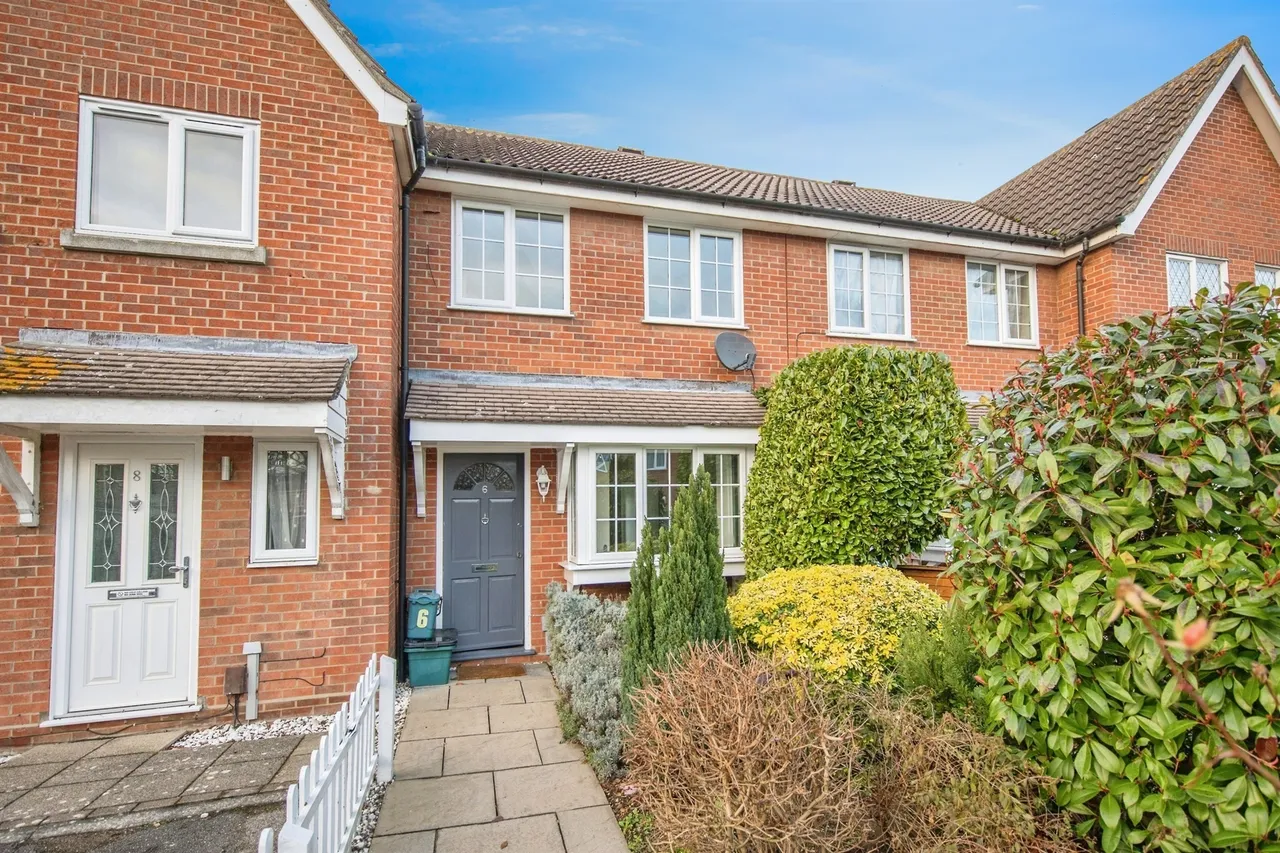 2 bed house for sale — Hunters Ridge, Highwoods, Colchester