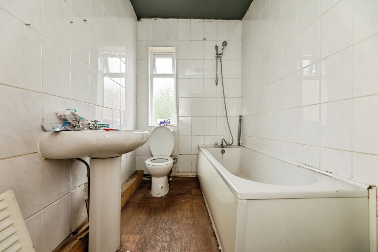 Addison Road, Sheffield, S5, photo 10