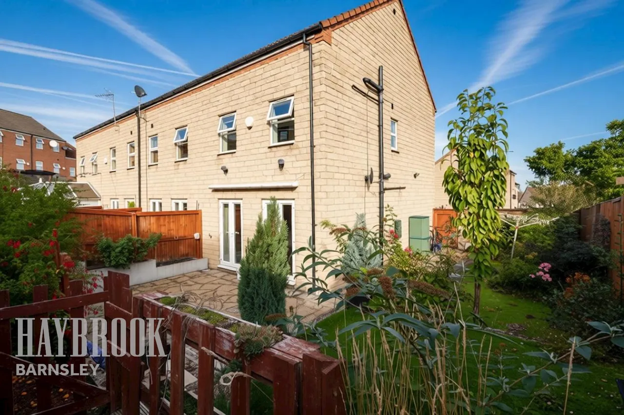 Maple Close, Kendray, photo 2