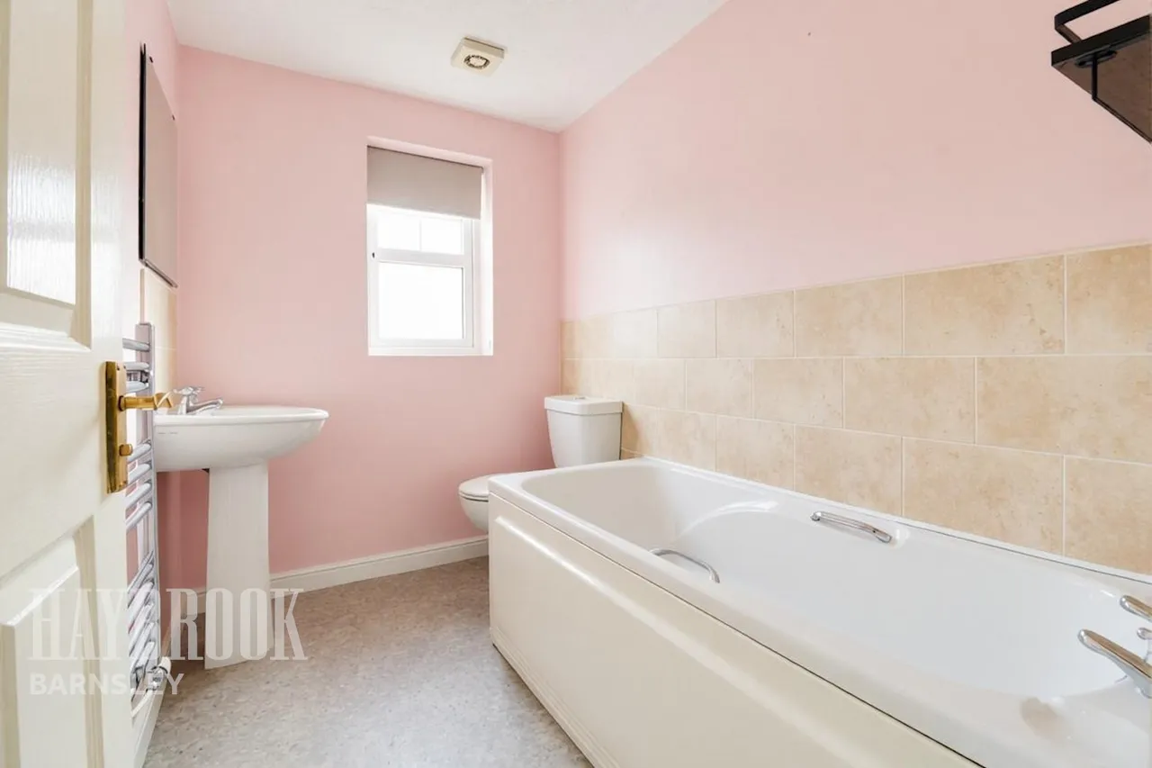 Maple Close, Kendray, photo 11