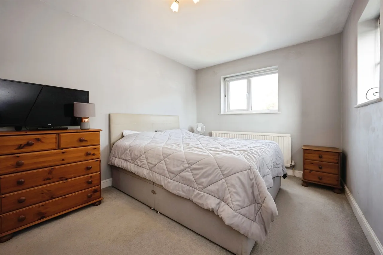 Aylesbury Road, Bierton, HP22, photo 9