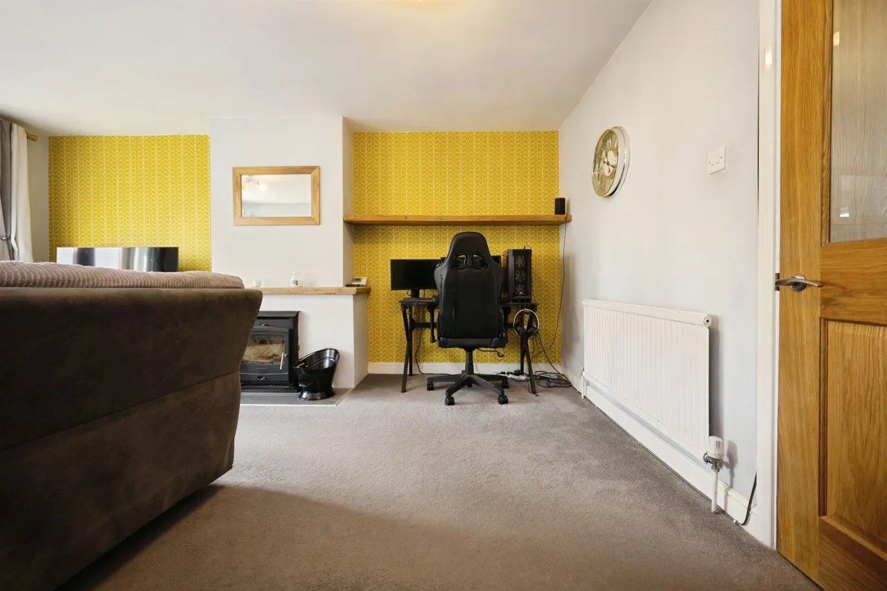 Aylesbury Road, Bierton, HP22, photo 8