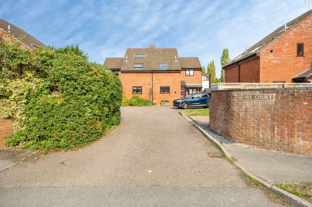 Aylesbury Road, Bierton, HP22, photo 16