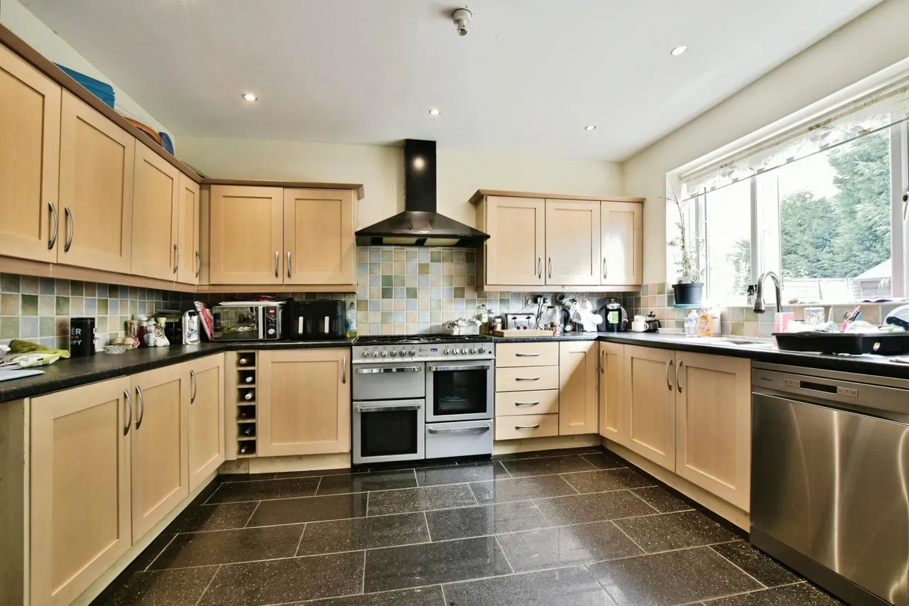 Lingdale Road, Cheadle, SK8, photo 3