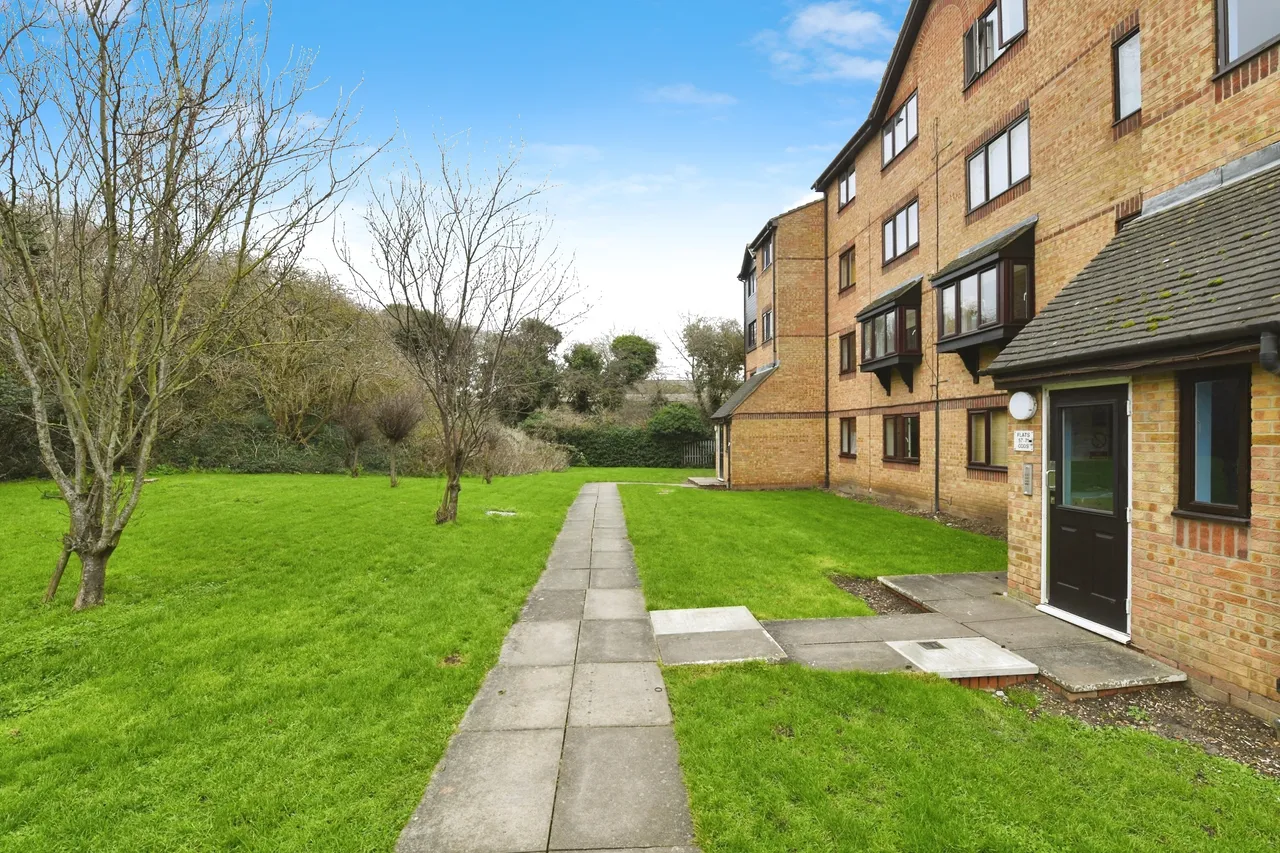 Waterville Drive, Vange, Basildon, Essex, SS16, photo 11