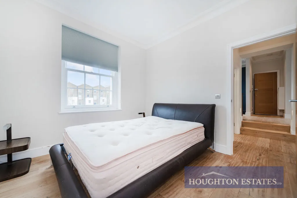 Bristol Gardens, Little Venice W9 2JG, photo 8
