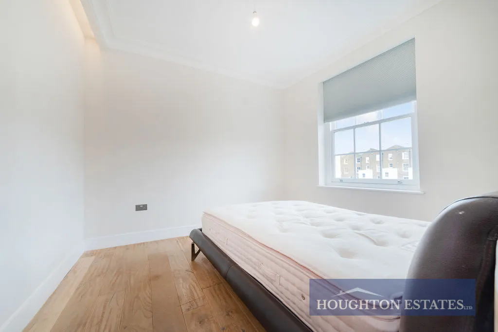 Bristol Gardens, Little Venice W9 2JG, photo 9