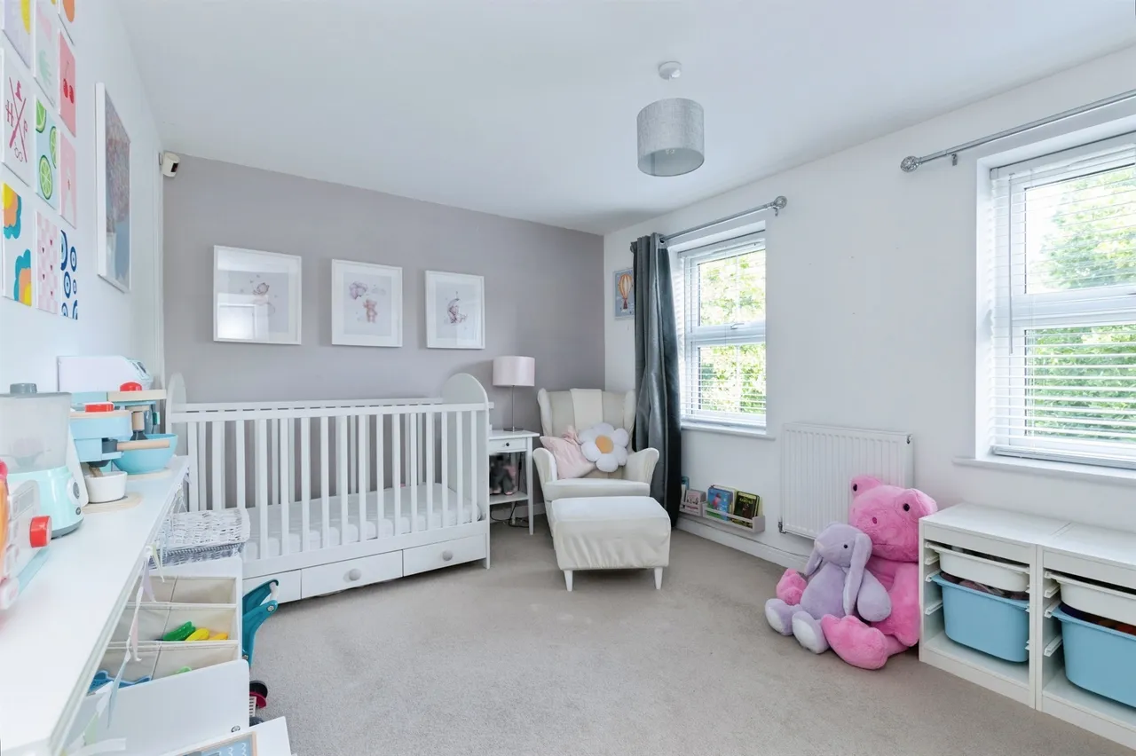 Woodland Avenue, Ferndown, BH22, photo 12