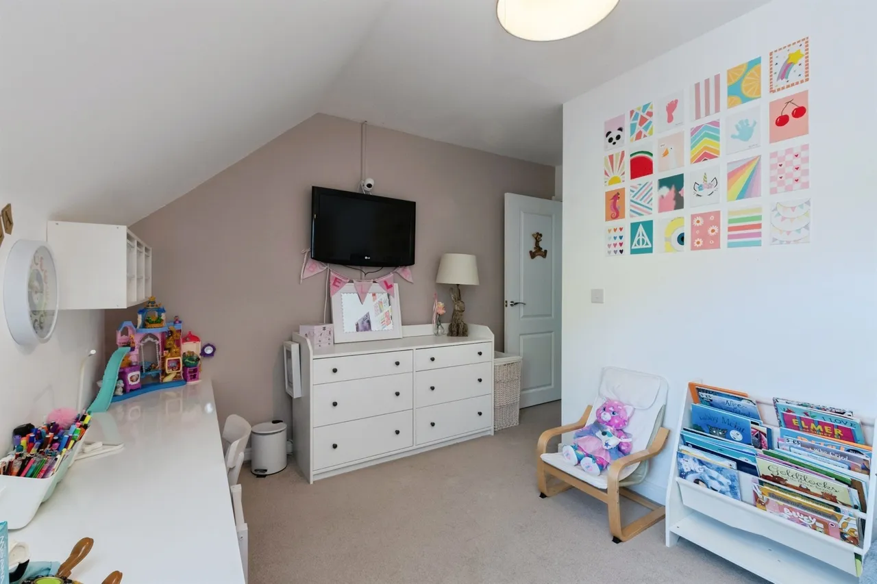 Woodland Avenue, Ferndown, BH22, photo 18