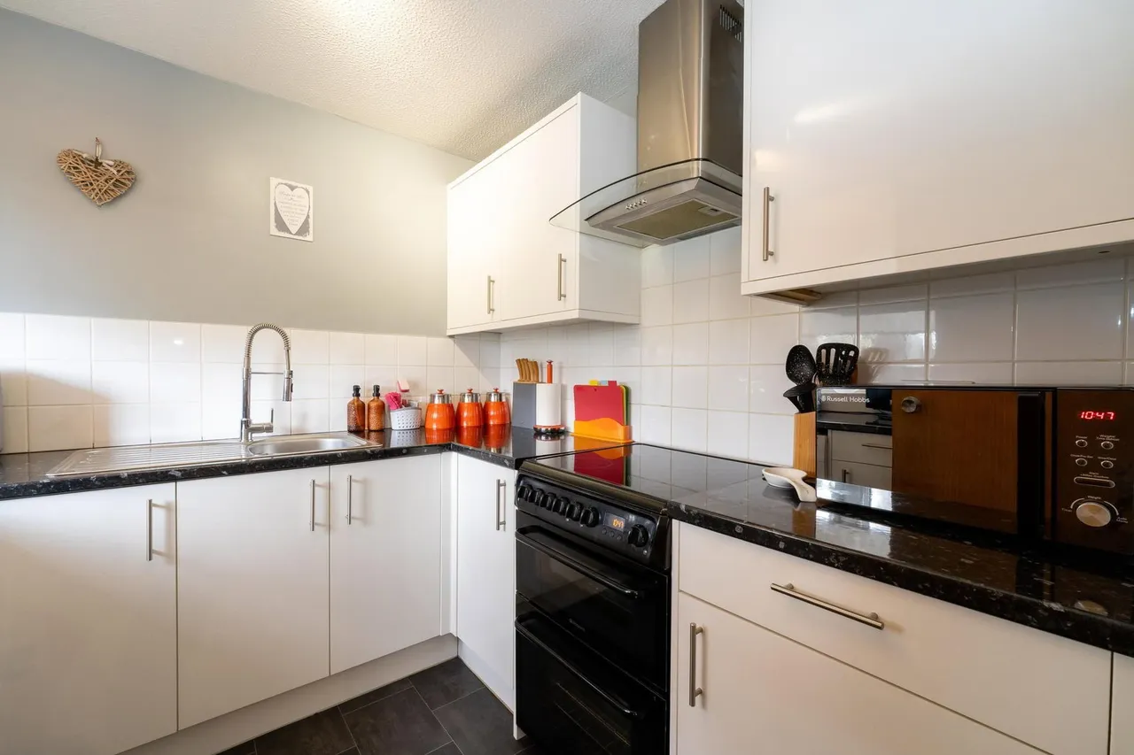 Alders Close, London, E11 3RZ, photo 5