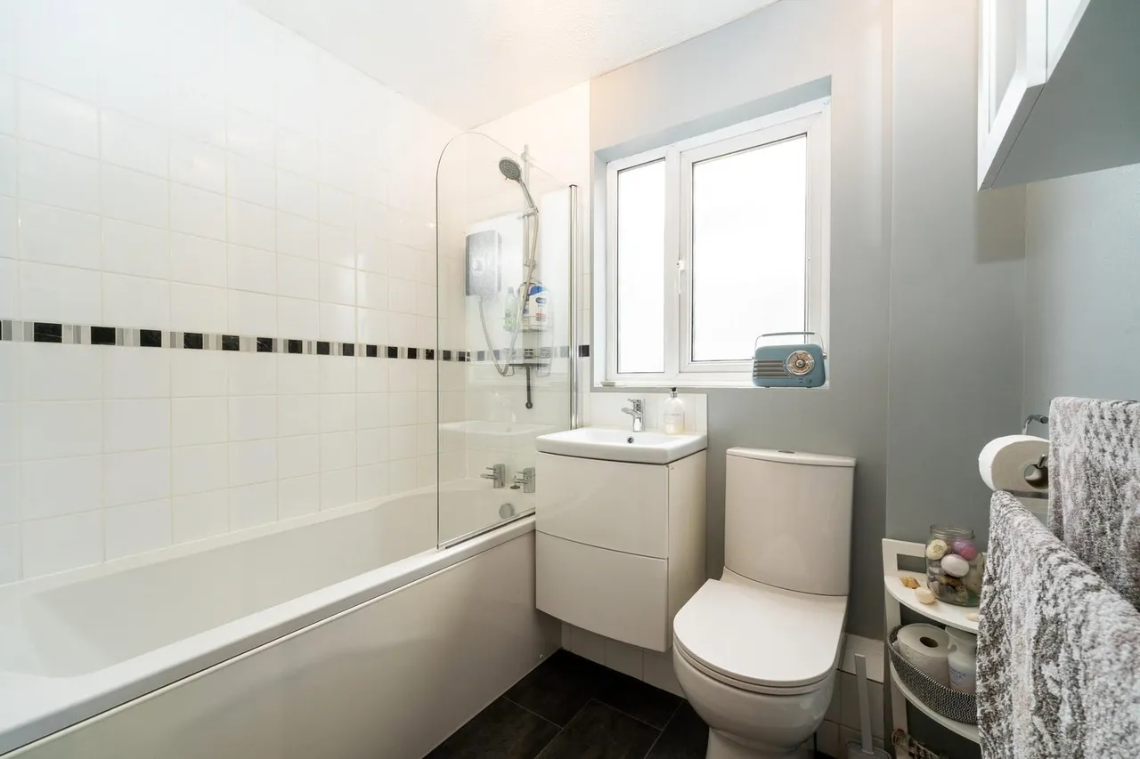 Alders Close, London, E11 3RZ, photo 10