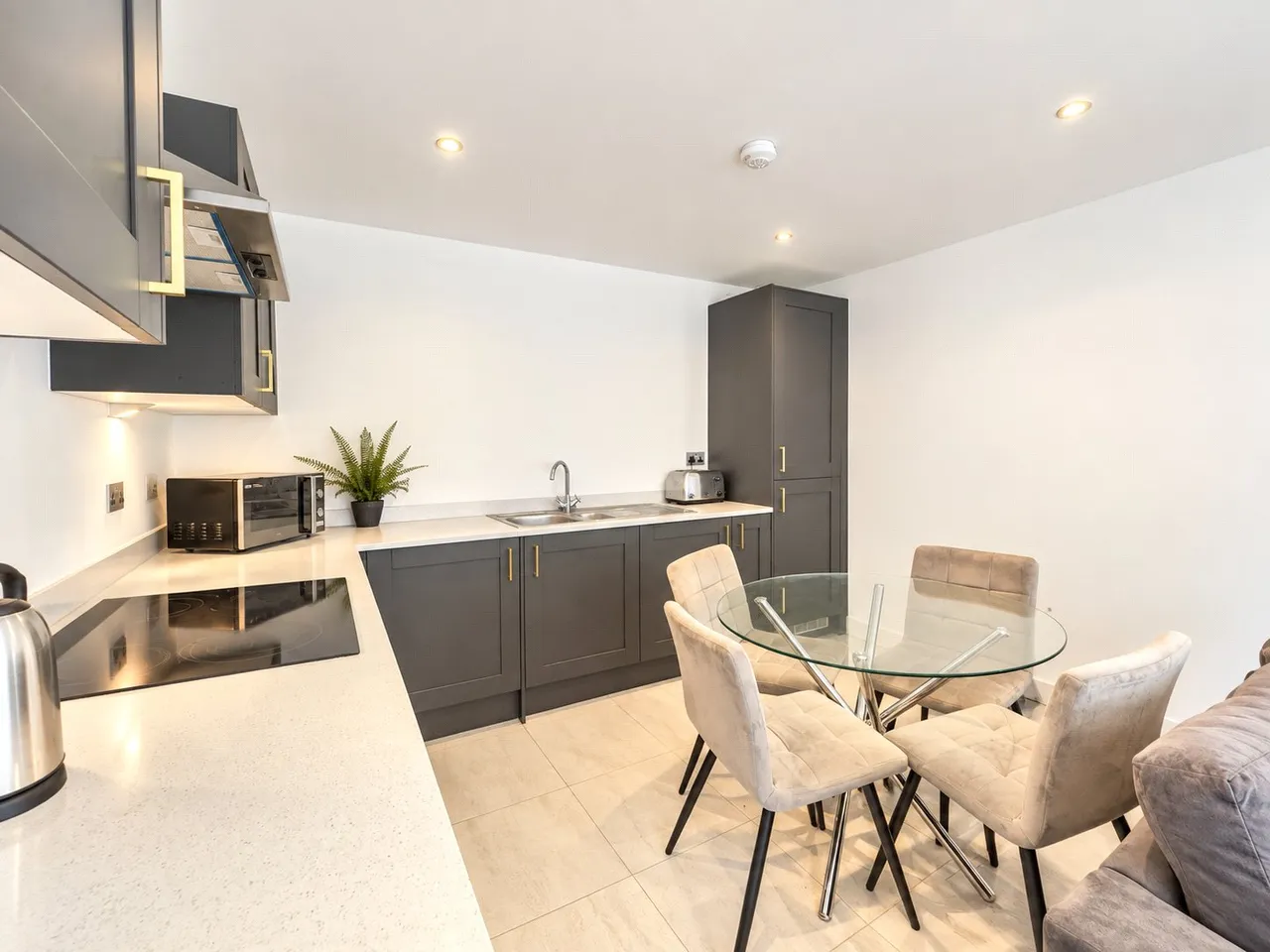 Pensby Road, Wirral, CH60, photo 3