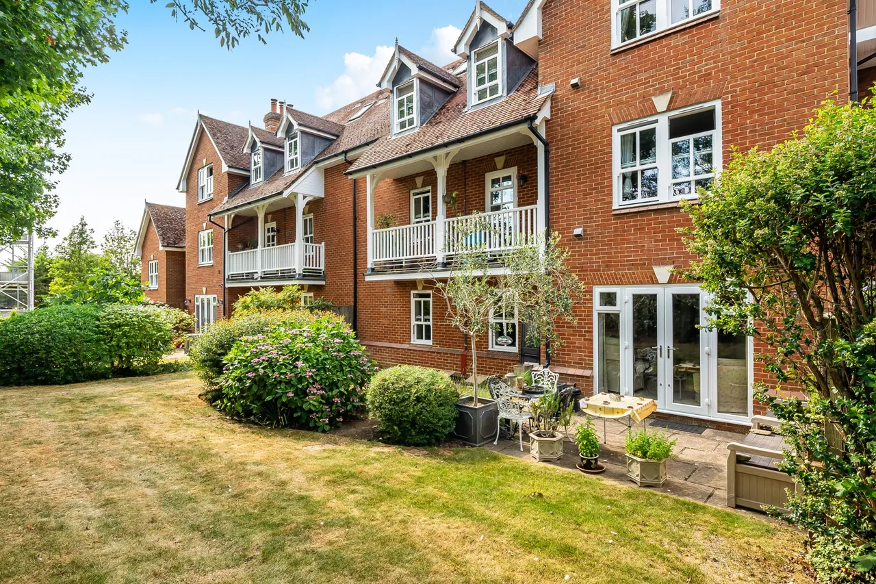 Western Lane, Odiham, RG29, photo 17