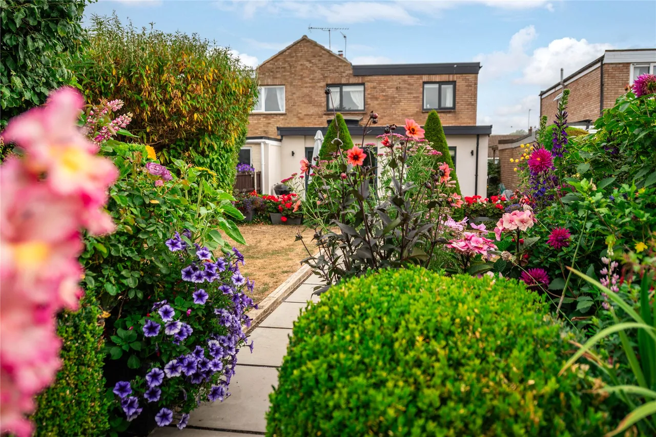 The Beeches, Deanshanger, MK19, photo 18
