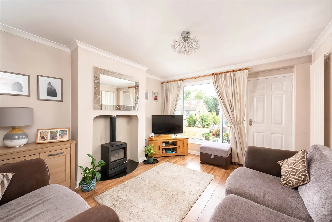 The Beeches, Deanshanger, MK19, photo 2