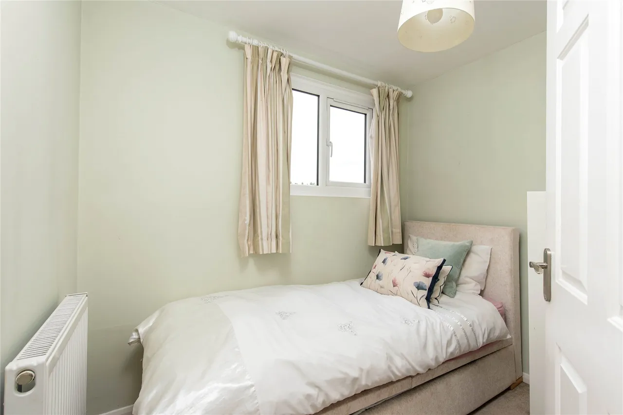 The Beeches, Deanshanger, MK19, photo 15