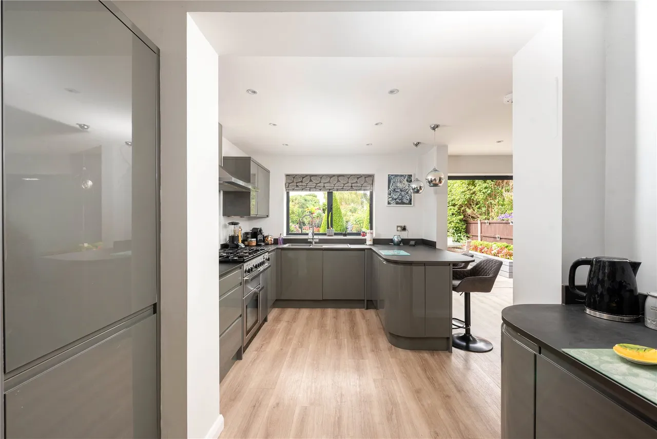 The Beeches, Deanshanger, MK19, photo 5