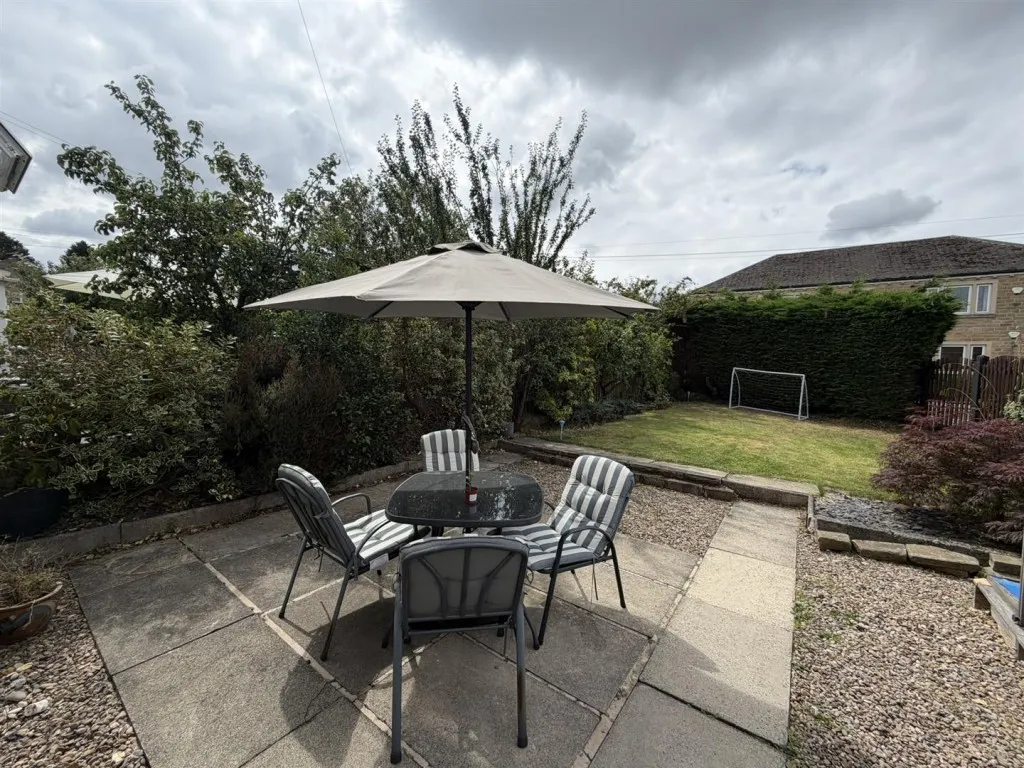 Main Street, Wilsden, BD15, photo 26