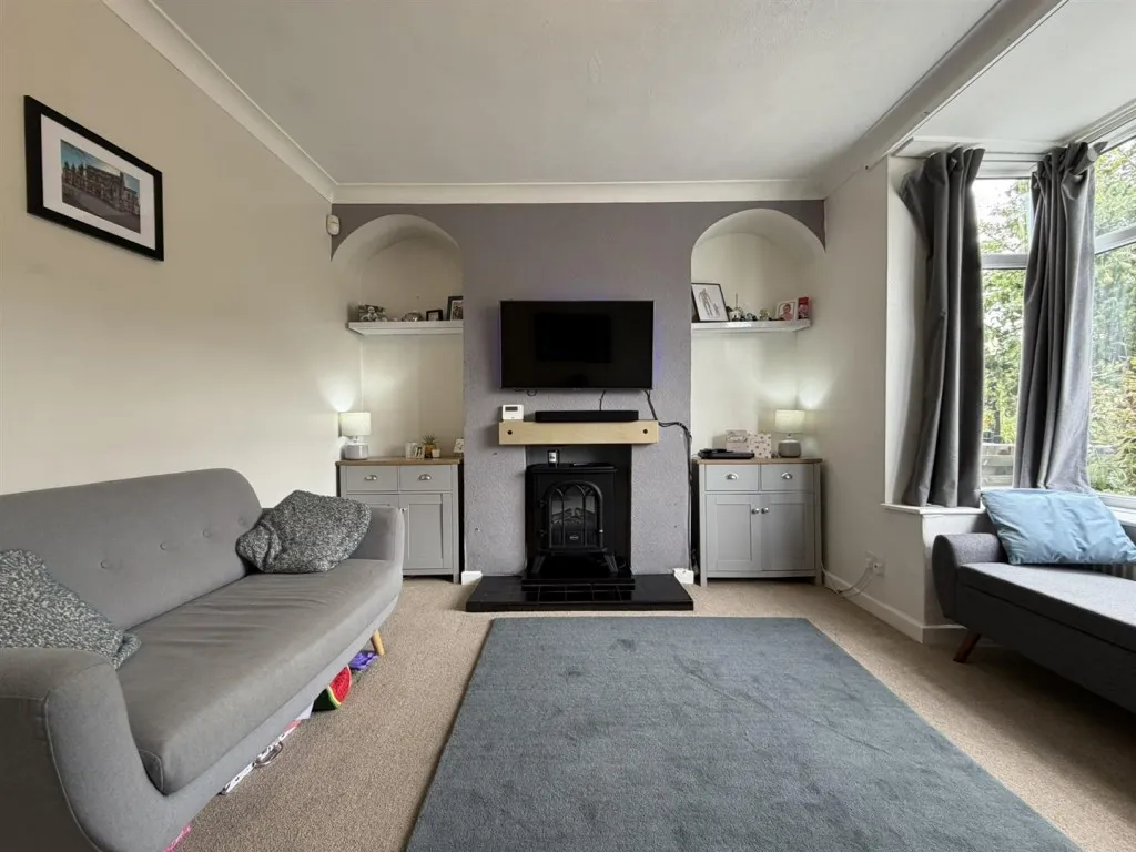 Main Street, Wilsden, BD15, photo 8