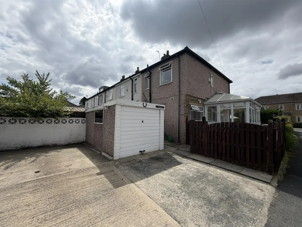 Main Street, Wilsden, BD15, photo 2