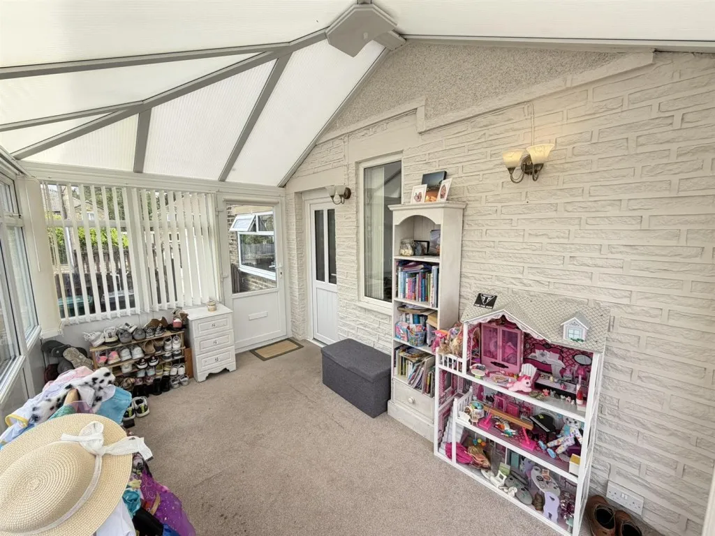 Main Street, Wilsden, BD15, photo 23