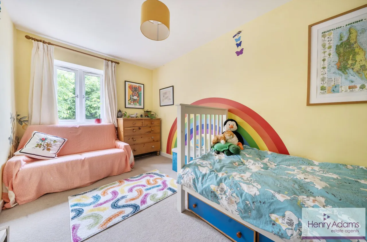 Weald Way, Petersfield, GU31, photo 13